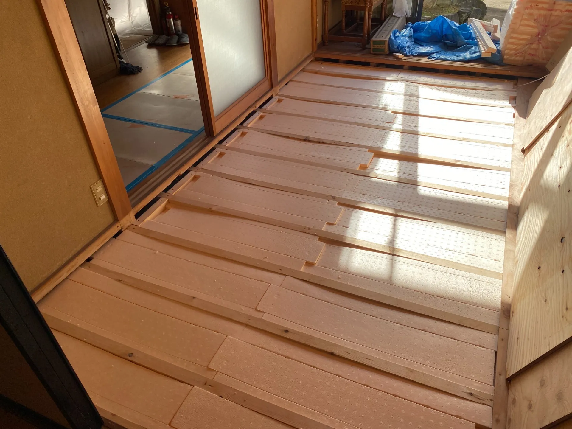 福島県　いわき市　　内装リフォーム　 床・クロス工事